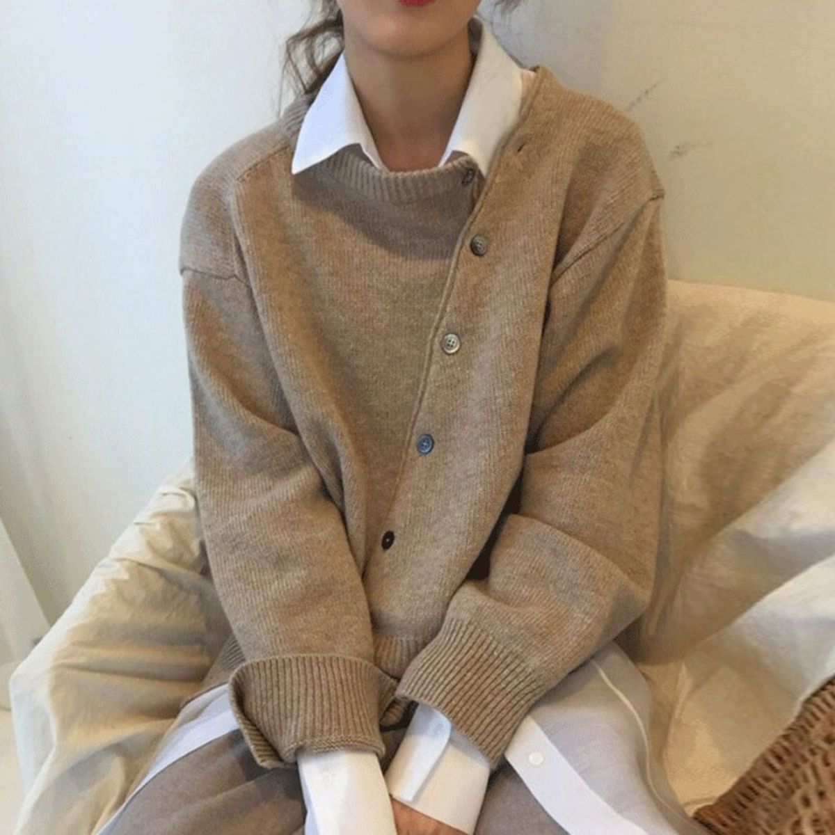 Gilet ample à boutonnage asymétrique — Amielle Paris