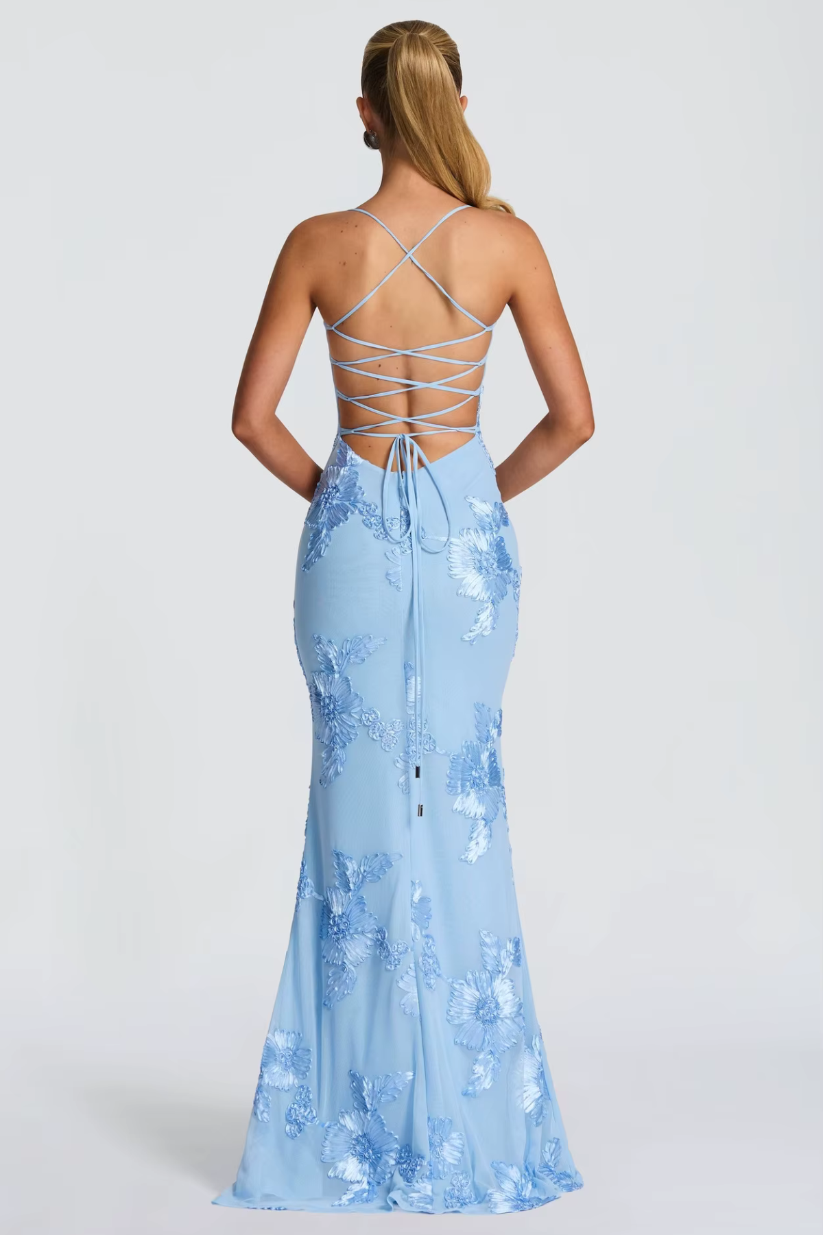Seraphina — Robe longue à broderies florales — Amielle Paris