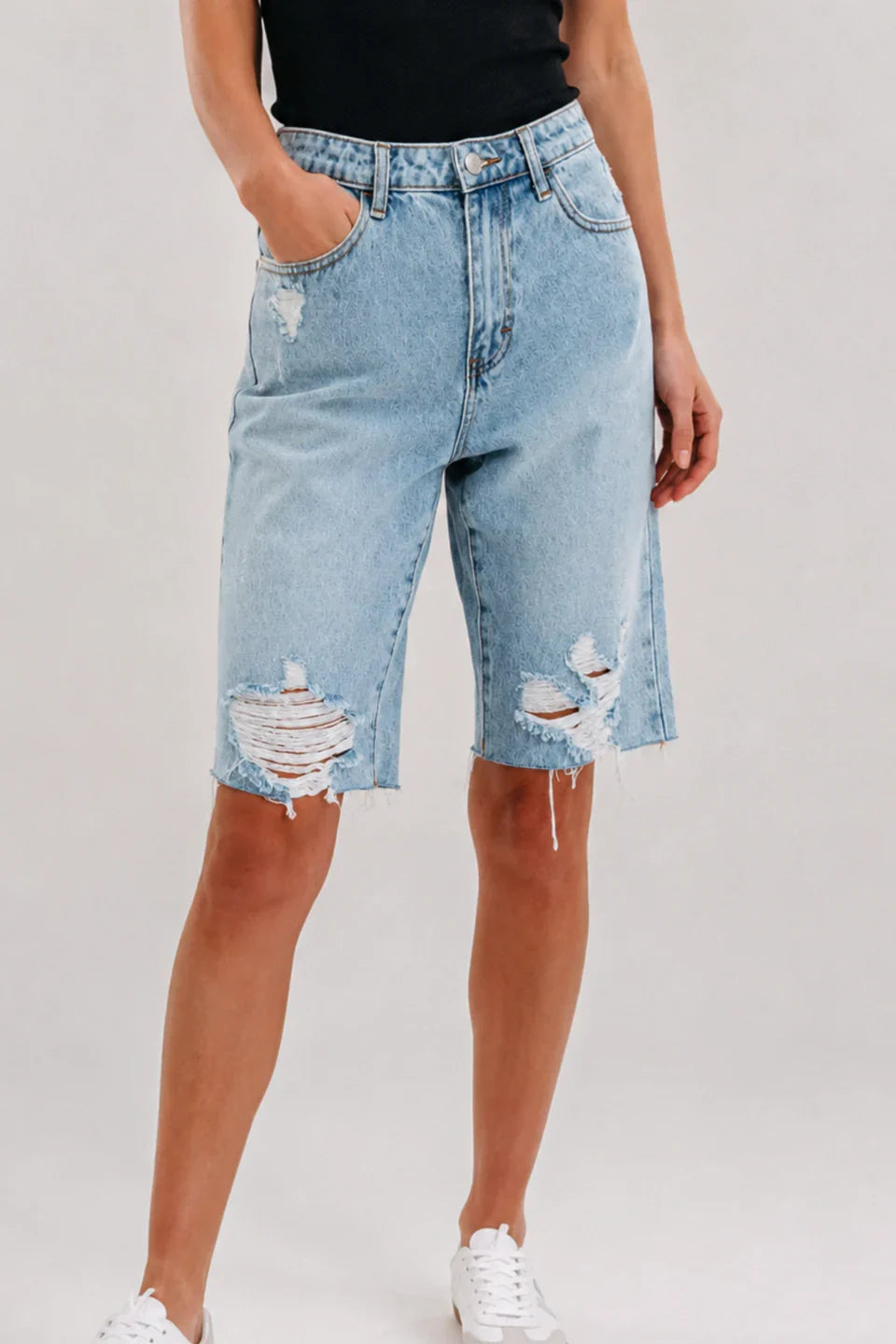 Bermuda en jean déchiré — Mélina — Amielle Paris