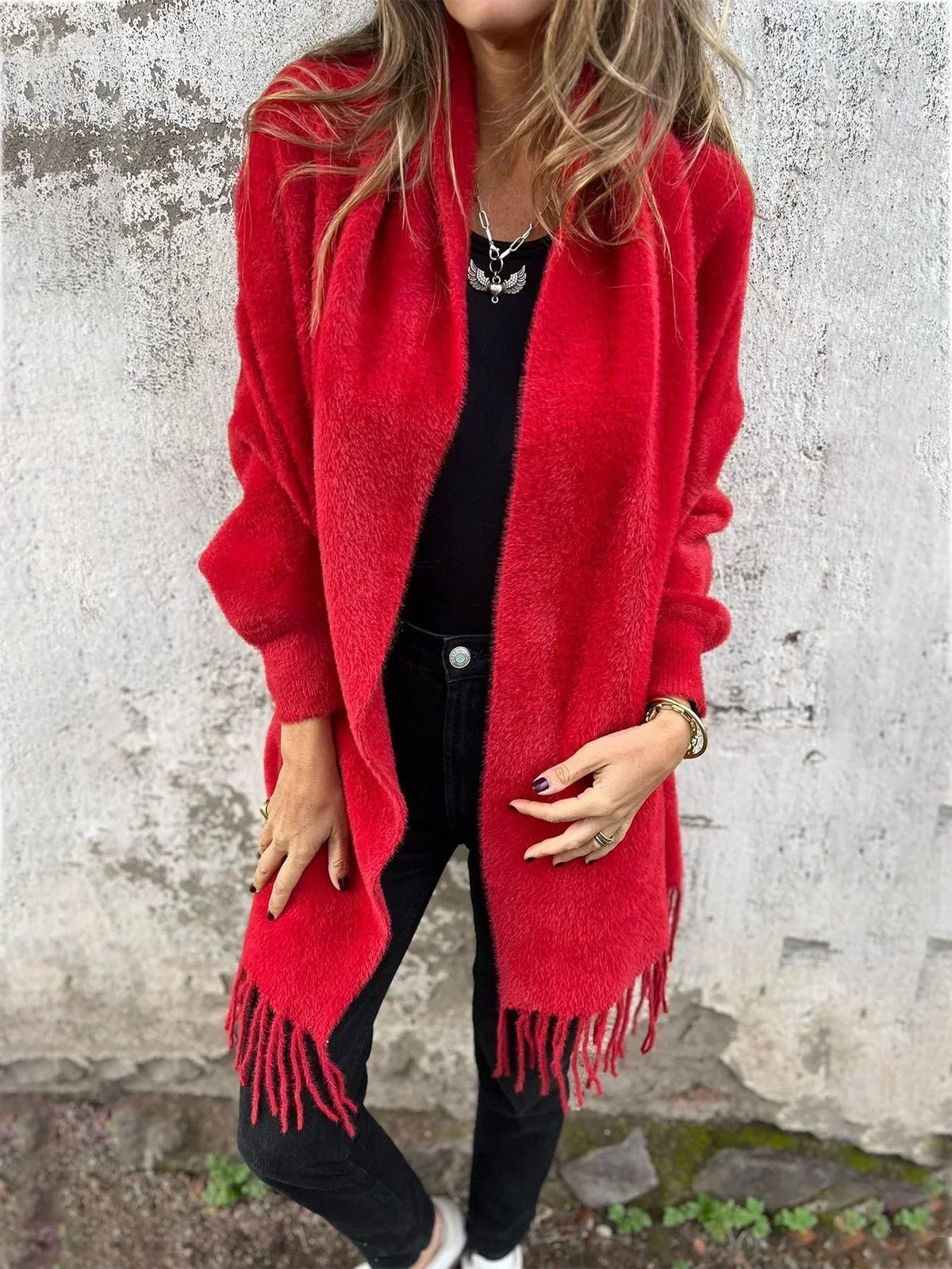 Gilet drapé duveteux à franges — Amielle Paris