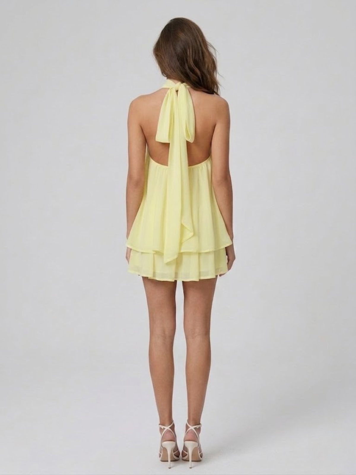 Evelyne — Robe courte à volants et dos nu — Amielle Paris