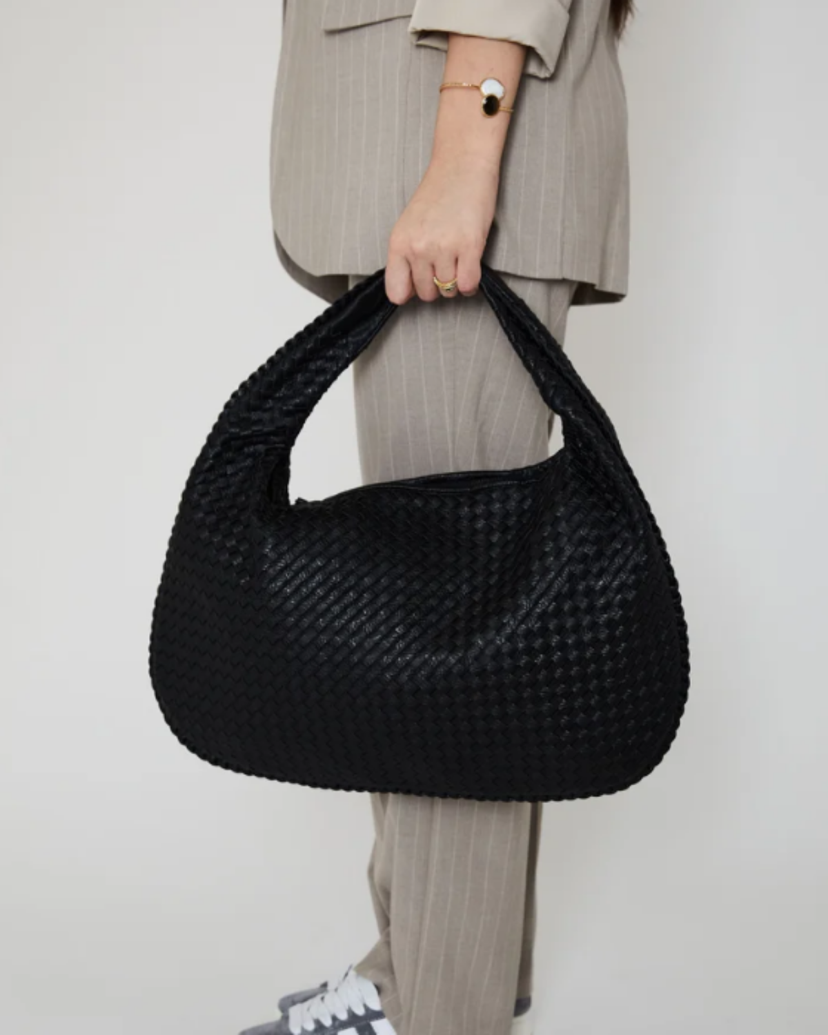 Belle — Sac hobo à anse tressée — Amielle Paris