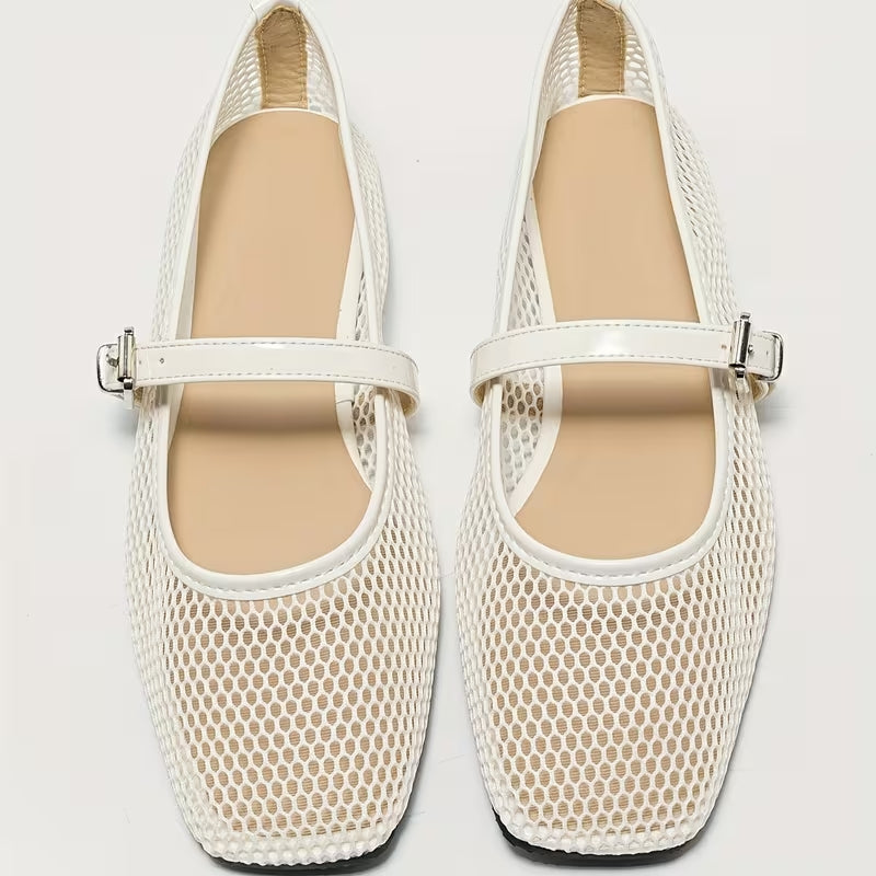 Chaussures Mary Jane en résille à bout carré — Amielle Paris