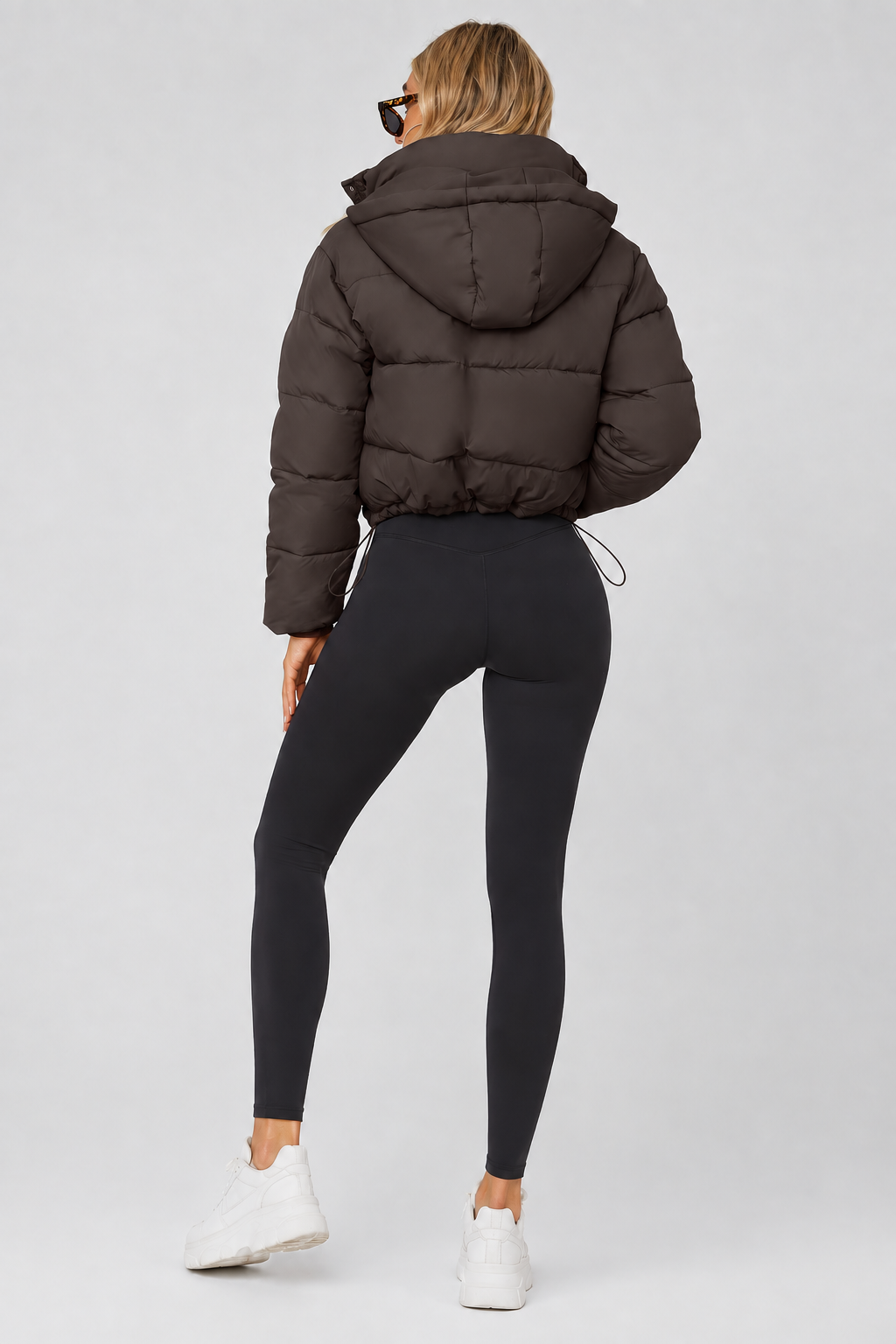 Doudoune courte ample à capuche Jaëlle — Amielle Paris