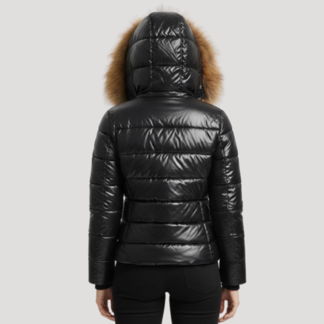 Doudoune brillante à capuche bordée de fausse fourrure — Amielle Paris