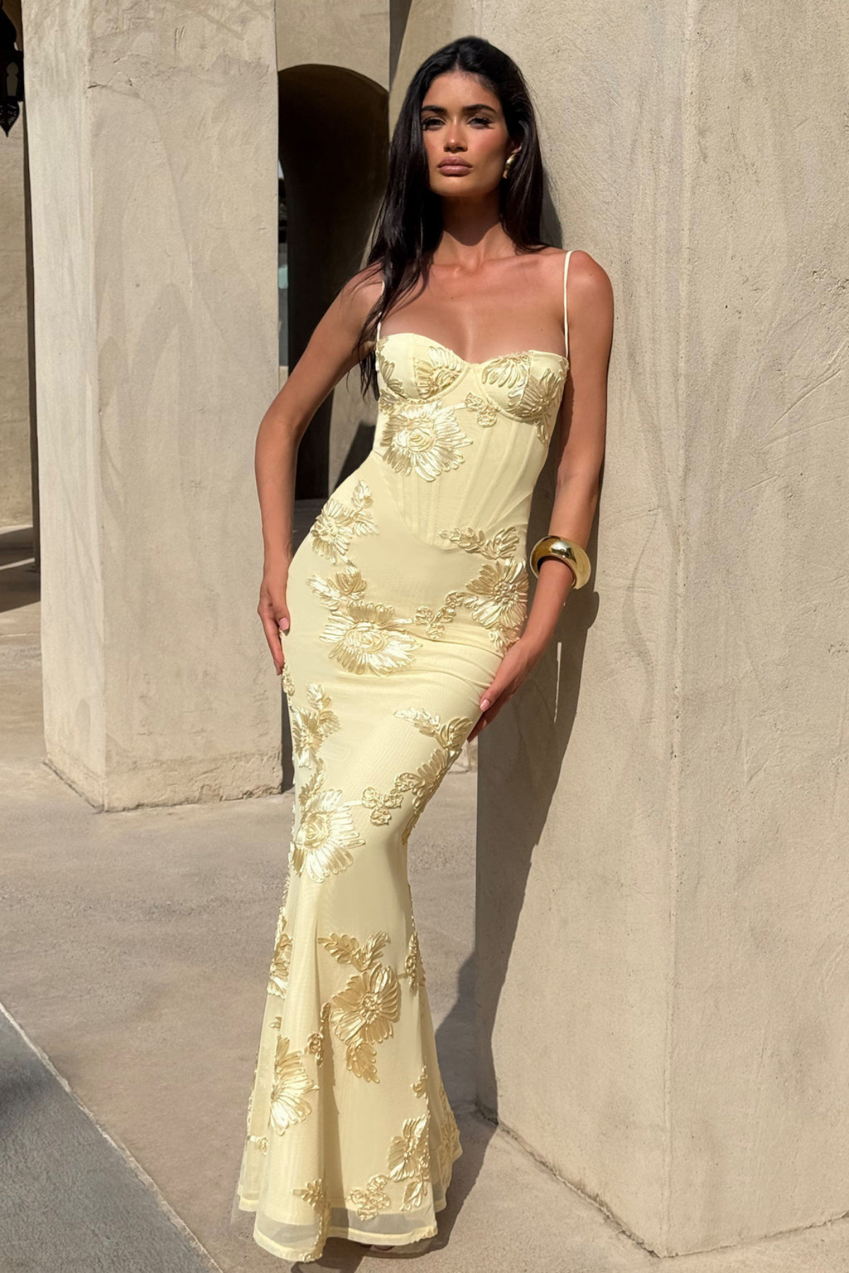 Seraphina — Robe longue à broderies florales — Amielle Paris