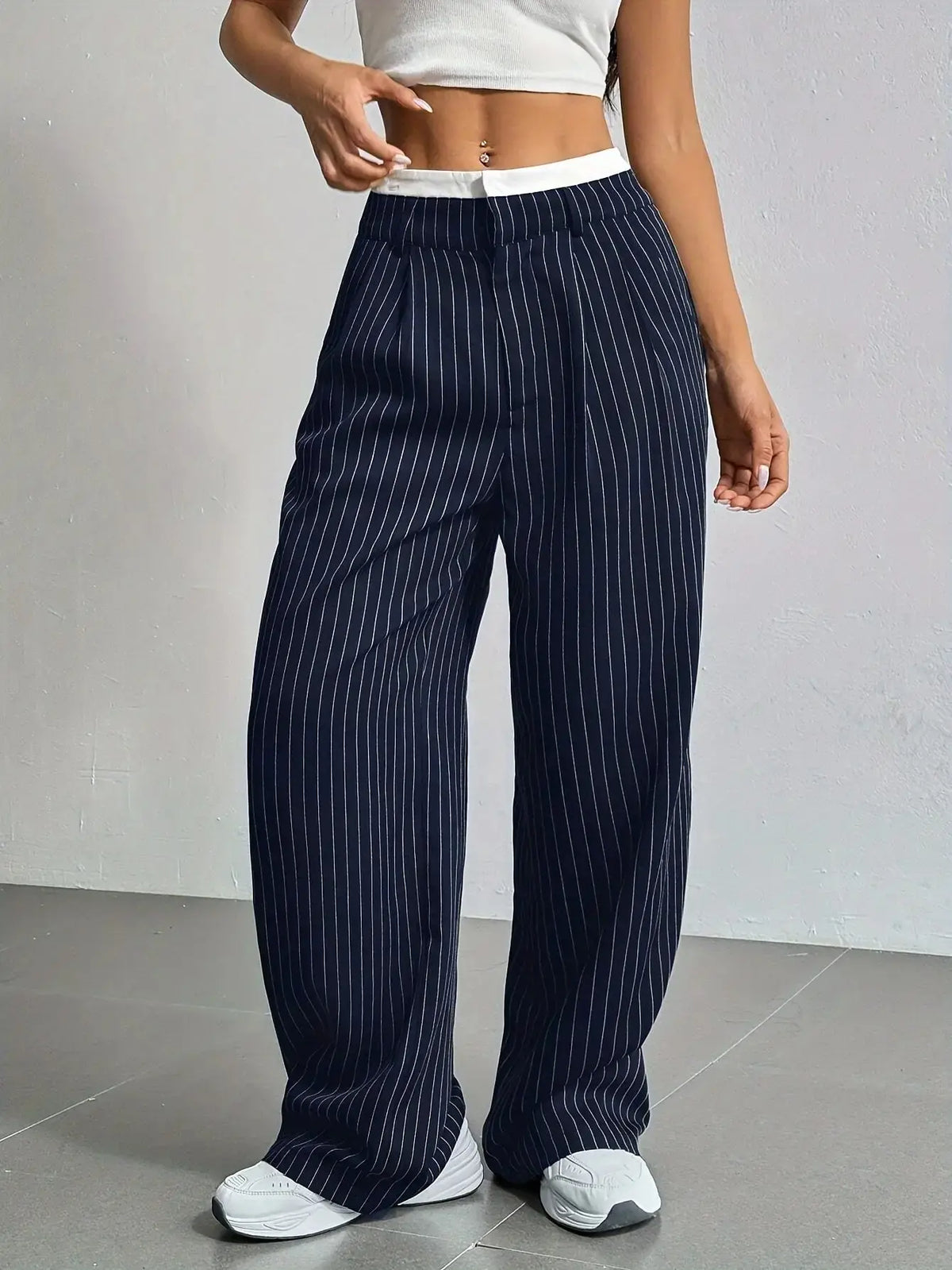 Pantalon large à fines rayures — Amielle Paris
