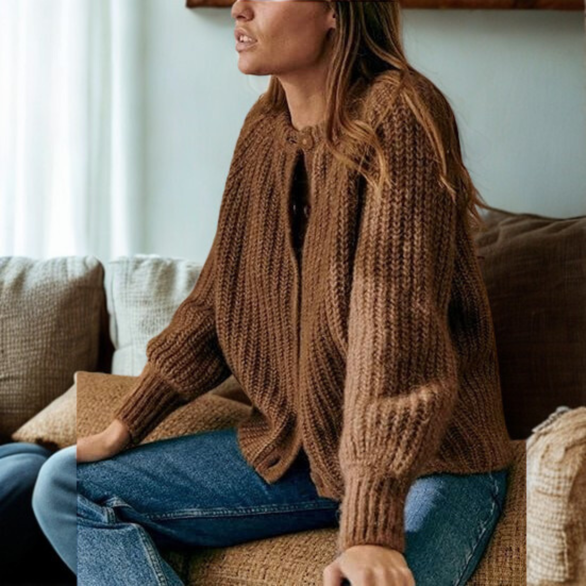 Gilet côtelé boutonné à col rond — Amielle Paris