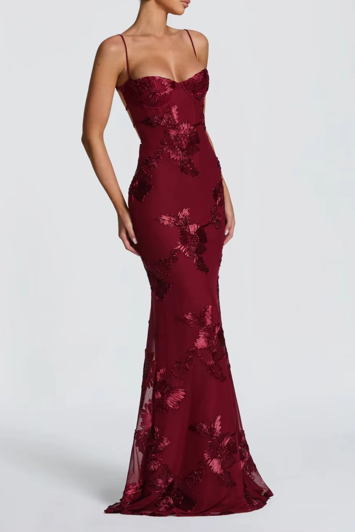 Seraphina — Robe longue à broderies florales — Amielle Paris