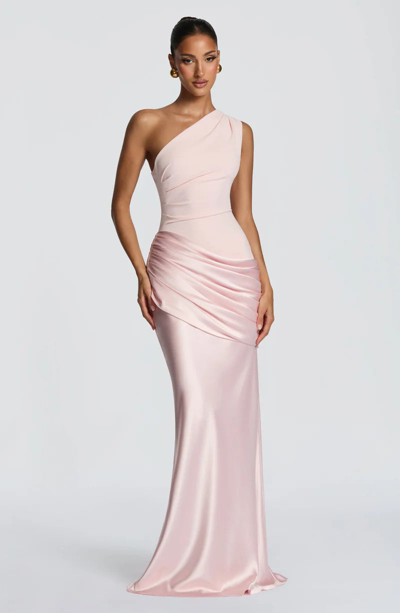 Sidonie — Robe longue satinée à une épaule — Amielle Paris