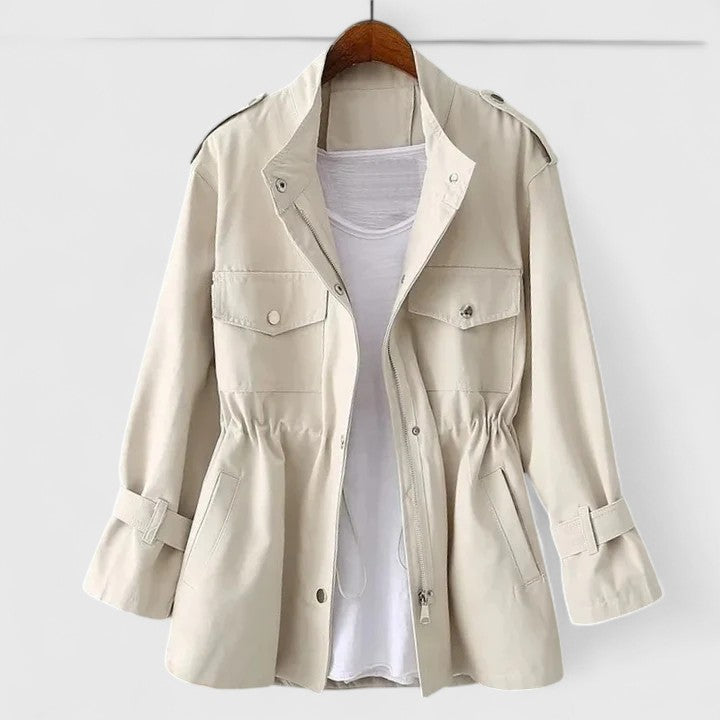Clara — Veste légère à taille ajustable — Amielle Paris