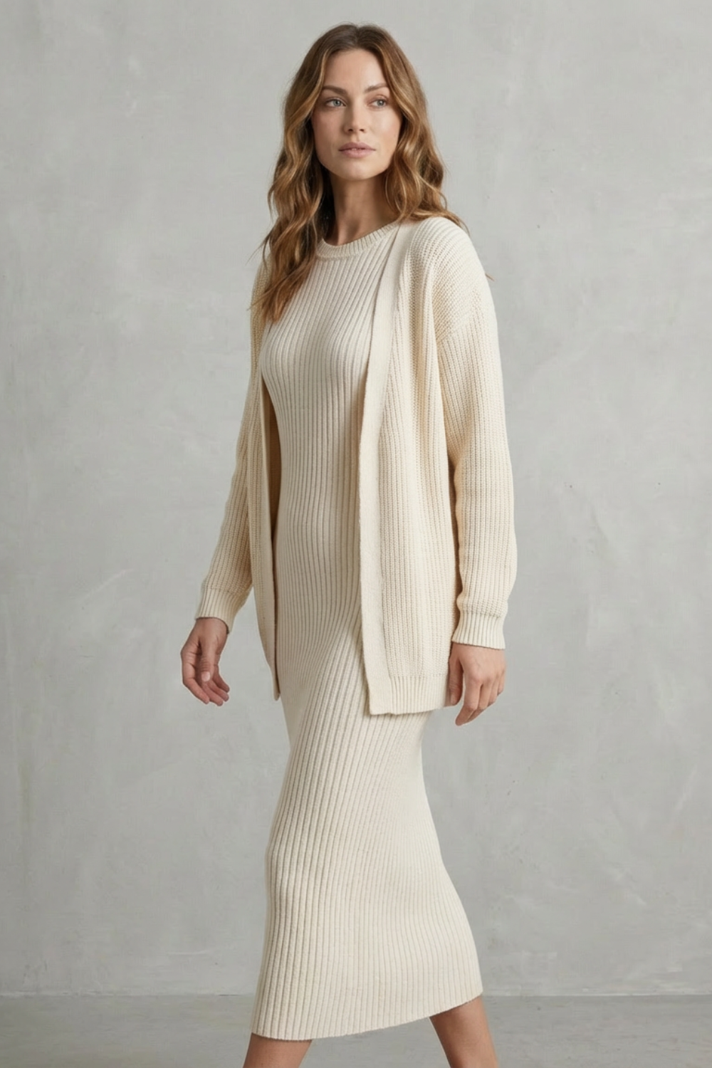 Ensemble robe pull et gilet en maille côtelée — Amielle Paris