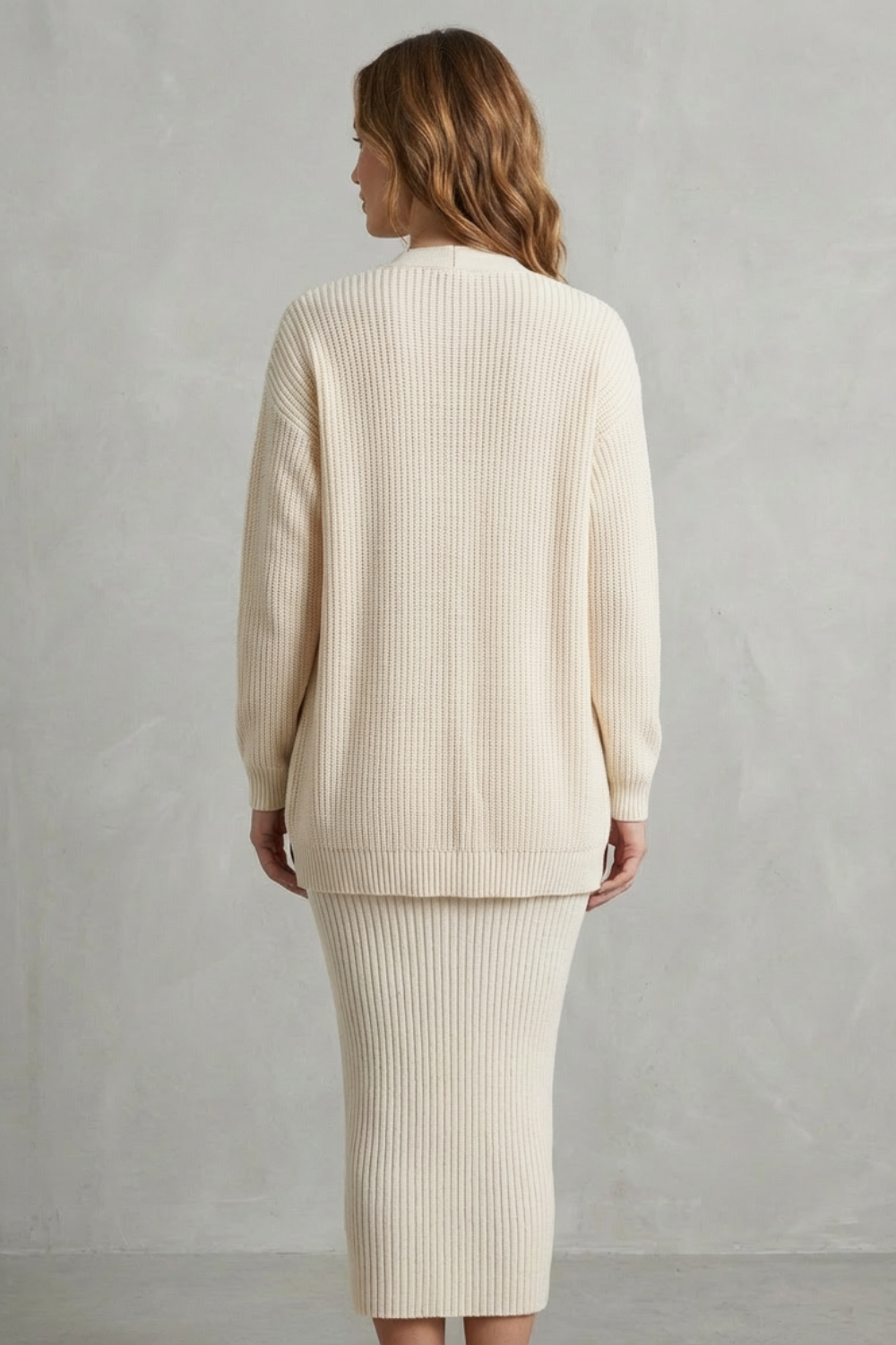 Ensemble robe pull et gilet en maille côtelée — Amielle Paris