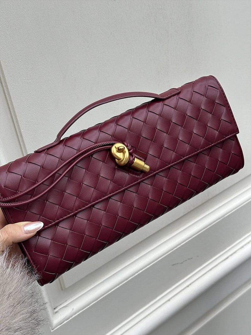 Pochette tressée à fermoir nœud — Olivia — Amielle Paris
