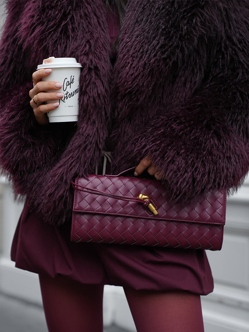 Pochette tressée à fermoir nœud — Olivia — Amielle Paris