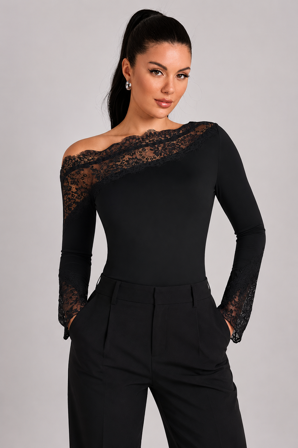 Body asymétrique en dentelle Justine — Amielle Paris