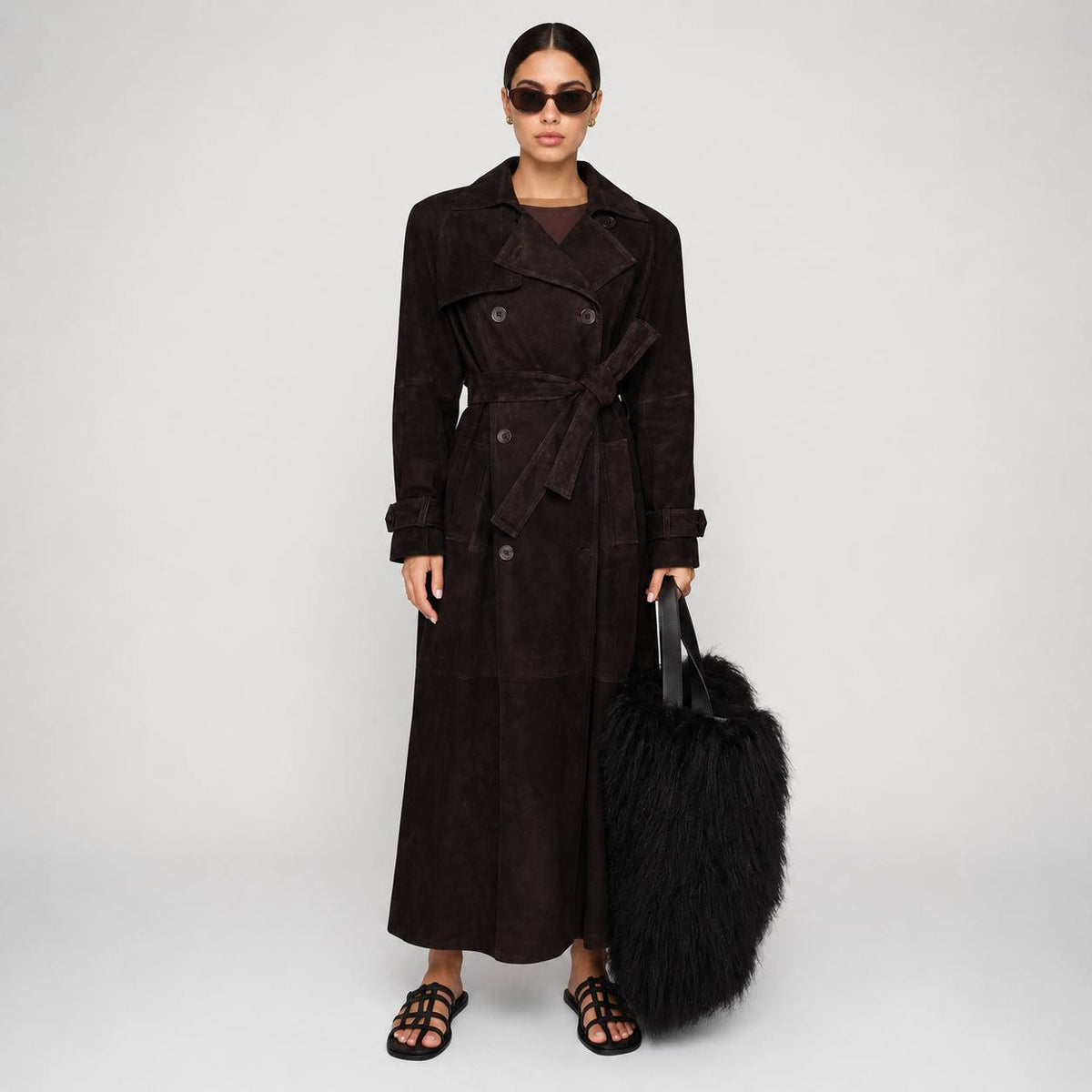 Trench long aspect daim à larges revers — Amielle Paris