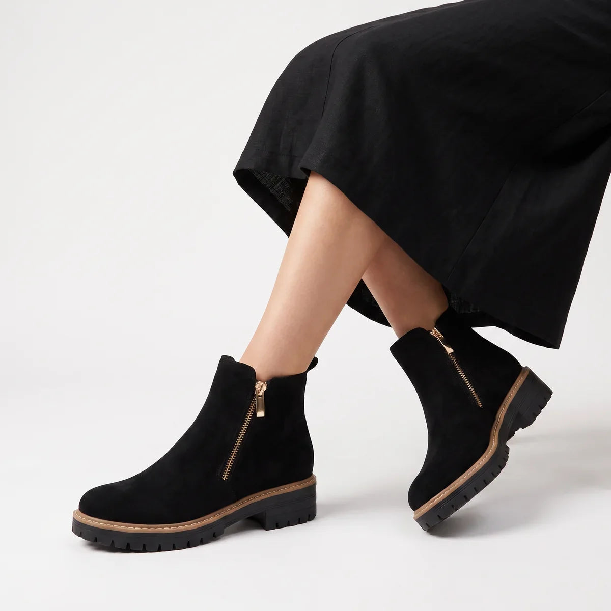 Bottines à bout rond, zip et talon bloc — Amielle Paris — vue 5