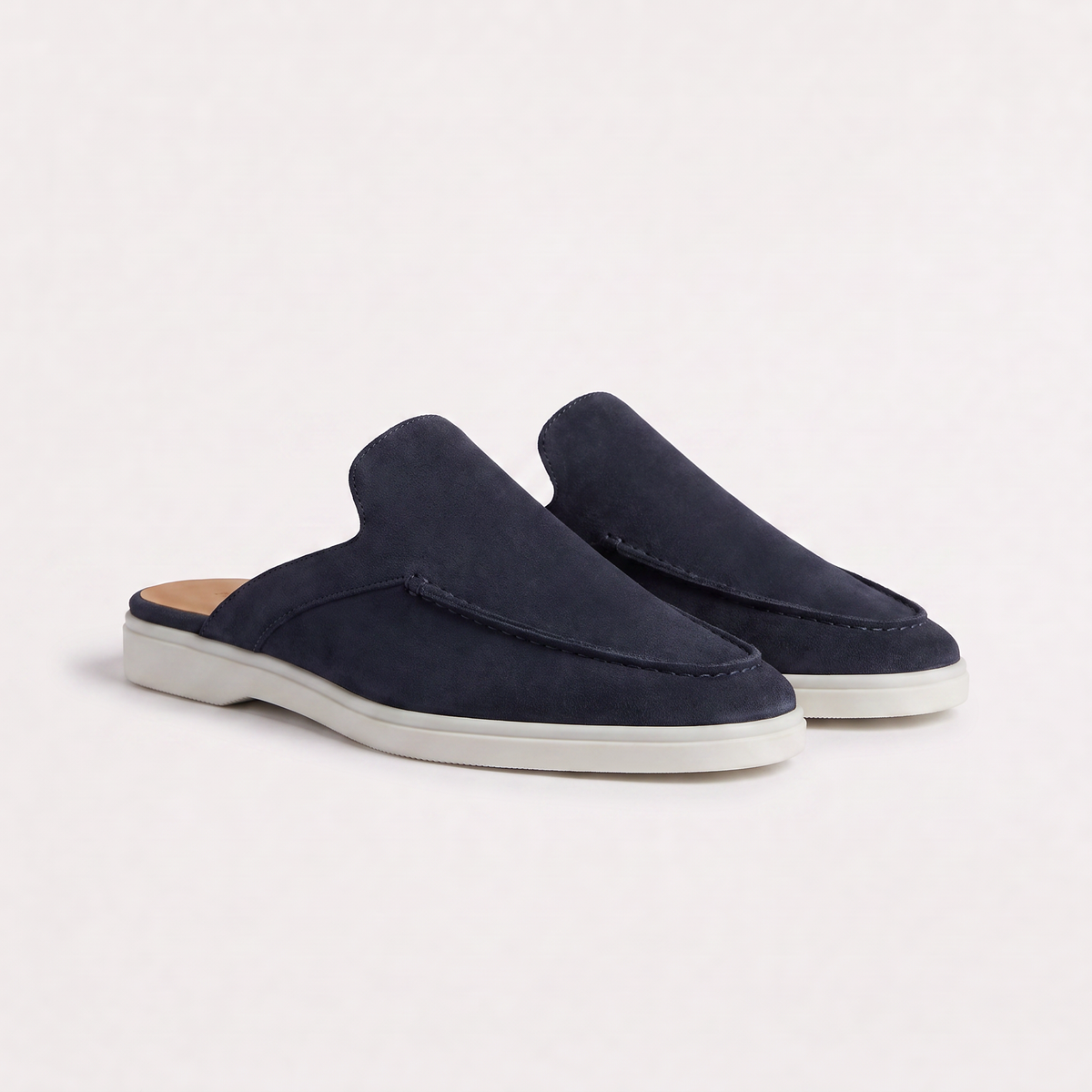 Mules façon mocassins en daim à bout amande — Amielle Paris — vue 6