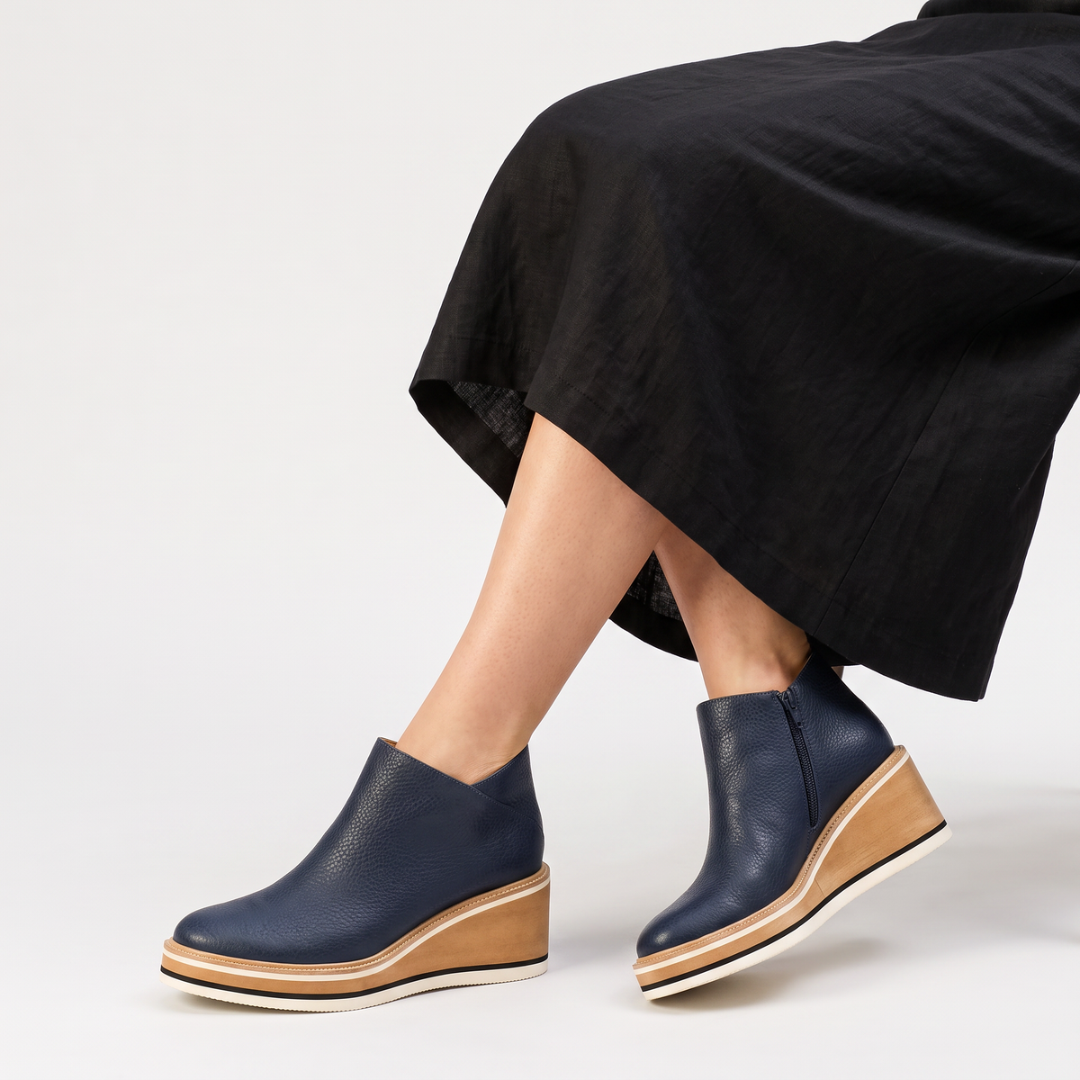 Bottines à zip latéral et ligne épurée — Amielle Paris — vue 5