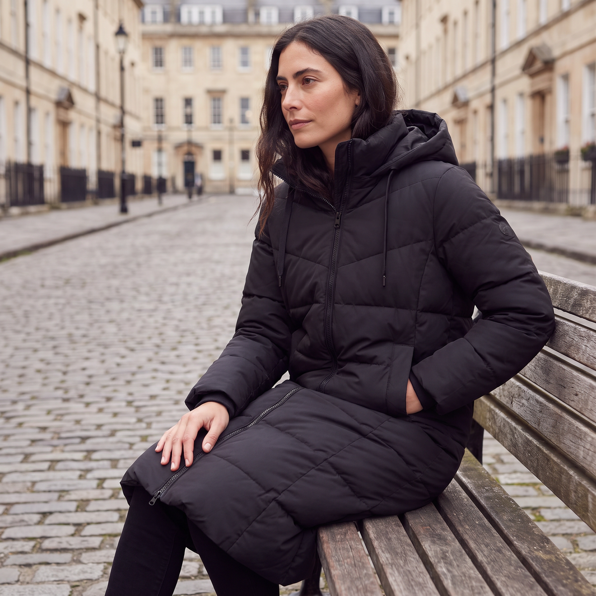 Doudoune sous le genou à capuche matelassée — Amielle Paris — vue 2