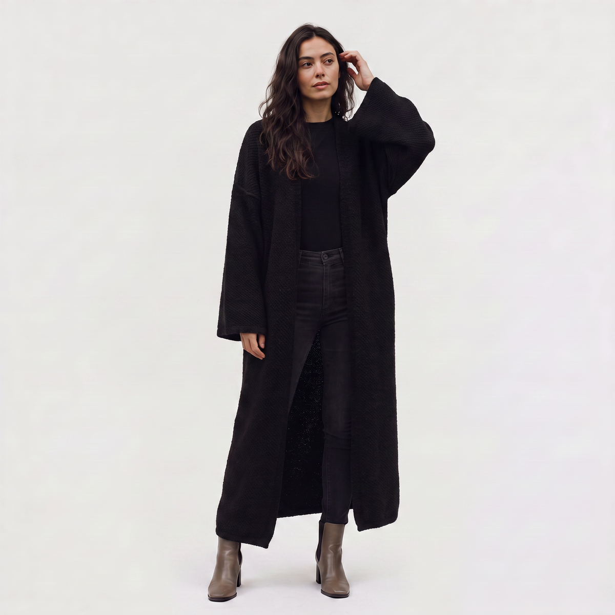 Cardigan long en maille à manches larges — Amielle Paris — vue 9