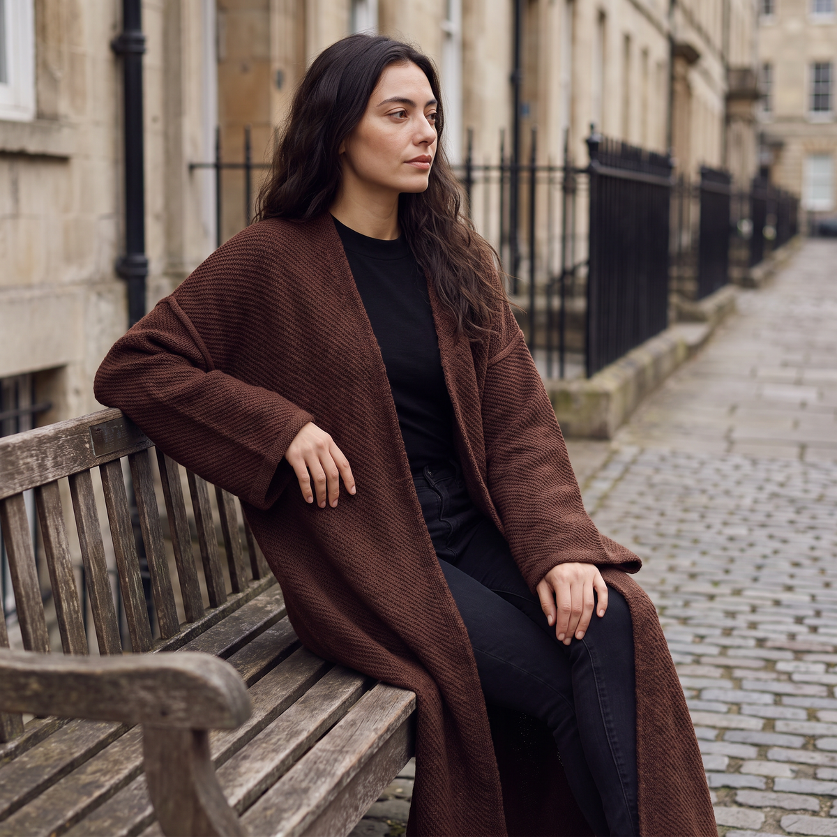 Cardigan long en maille à manches larges — Amielle Paris — vue 3