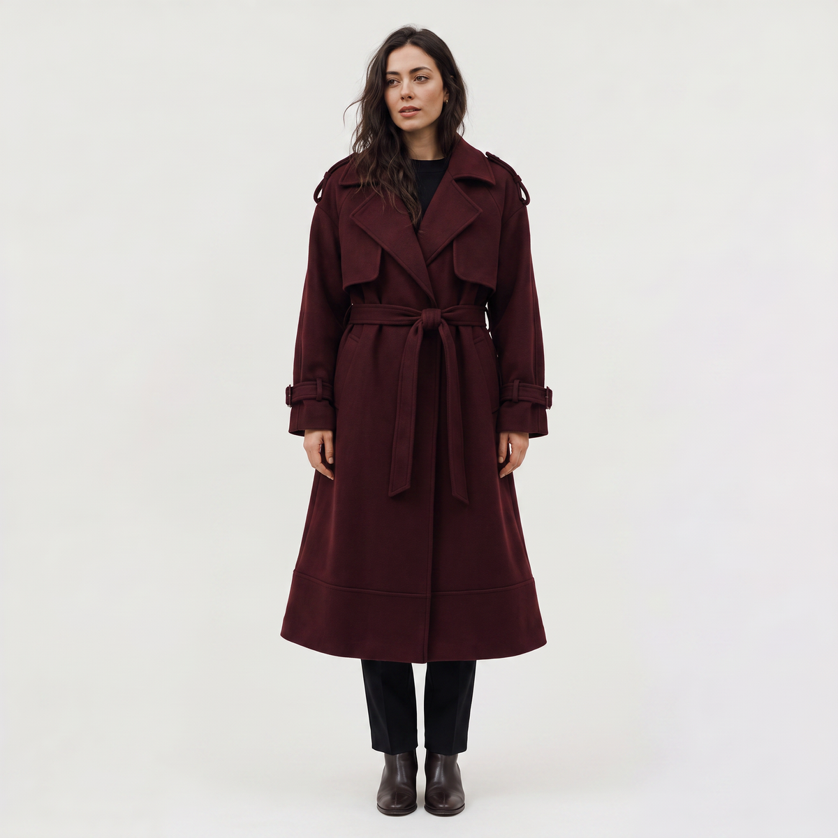 Manteau long ceinturé en laine et coton — Amielle Paris — vue 4