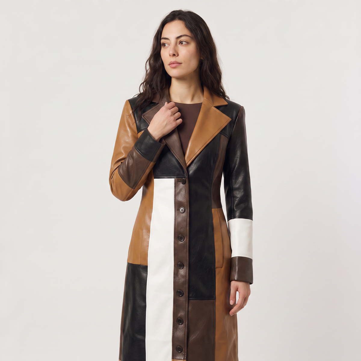 Trench long patchwork aspect cuir — Amielle Paris — vue 1