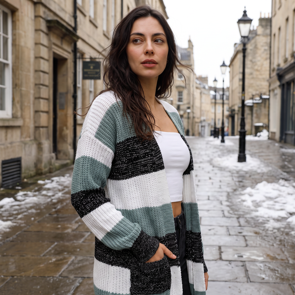 Cardigan léger ouvert à coupe décontractée — Amielle Paris — vue 4