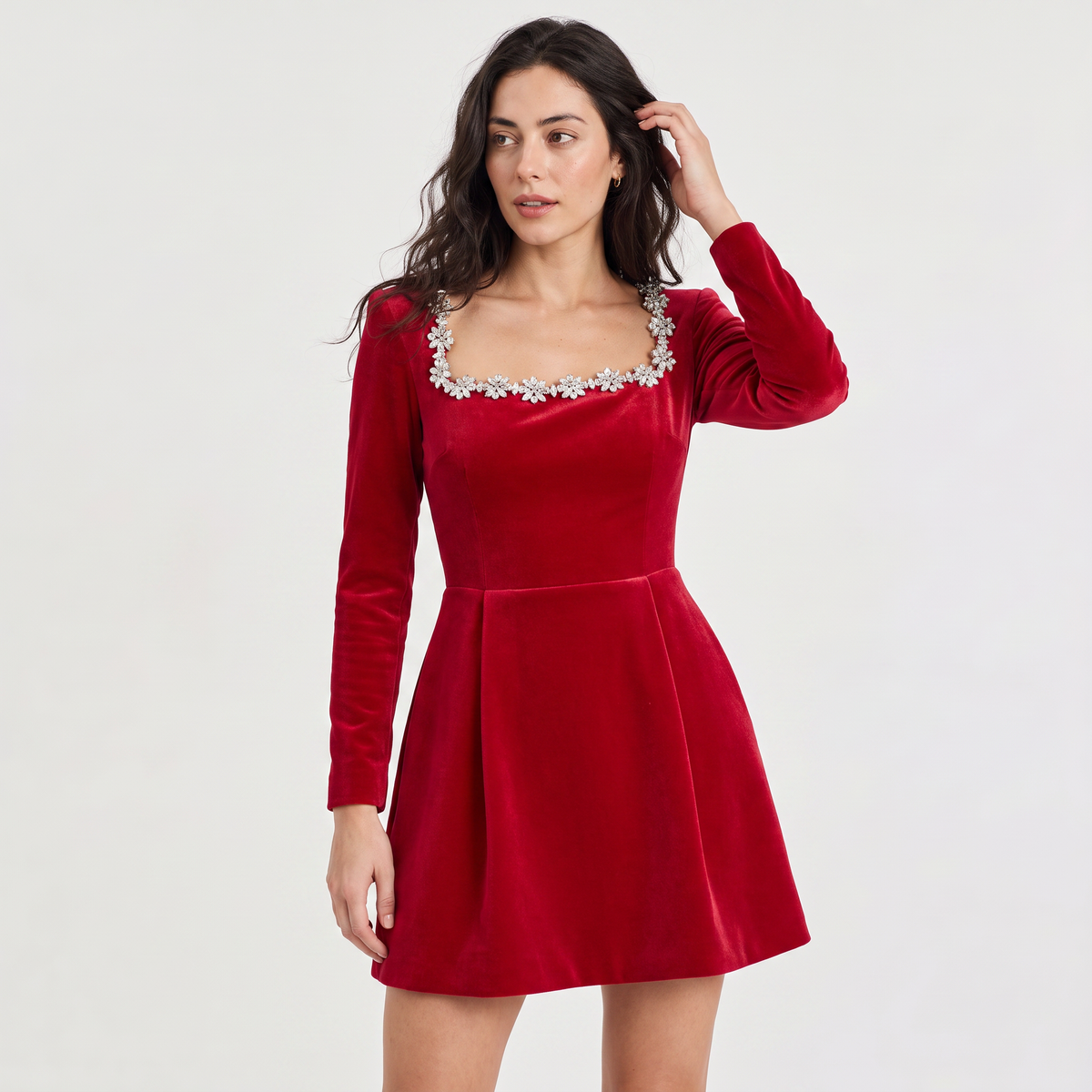 Robe courte en velours à col carré orné — Amielle Paris — vue 8