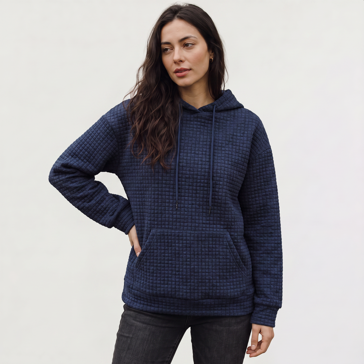 Sweat matelassé à capuche et poche kangourou — Amielle Paris — vue 9