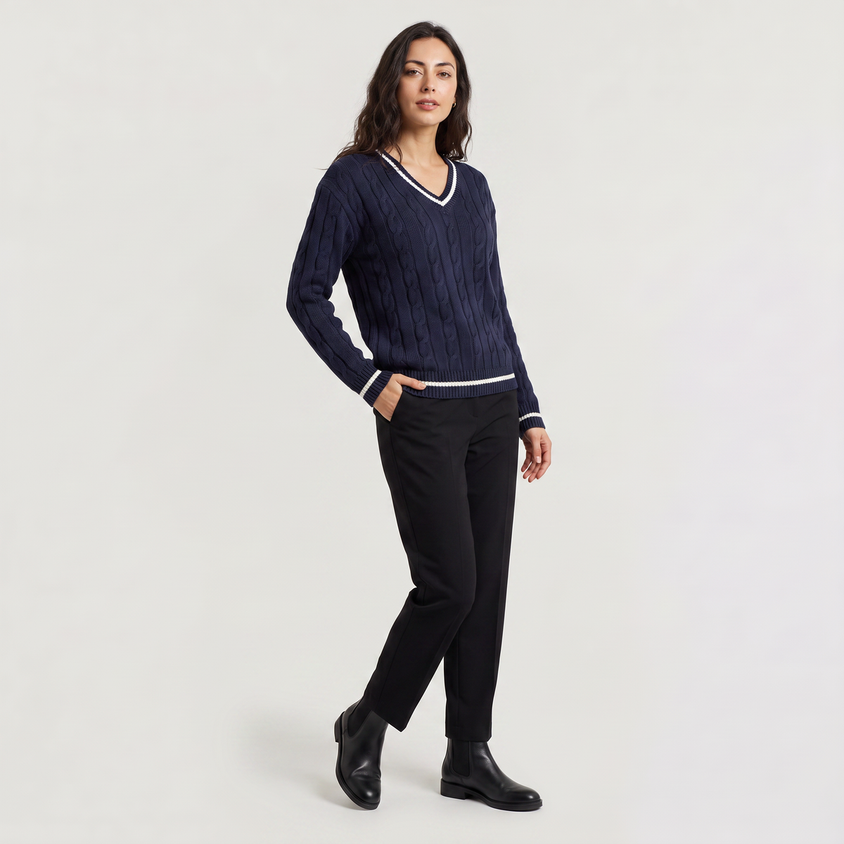 Pull torsadé col V à liserés contrastés — Amielle Paris — vue 7