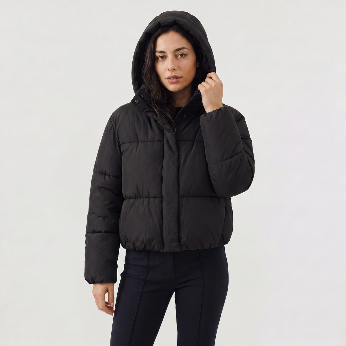 Doudoune courte à capuche et coupe ample — Amielle Paris — vue 8