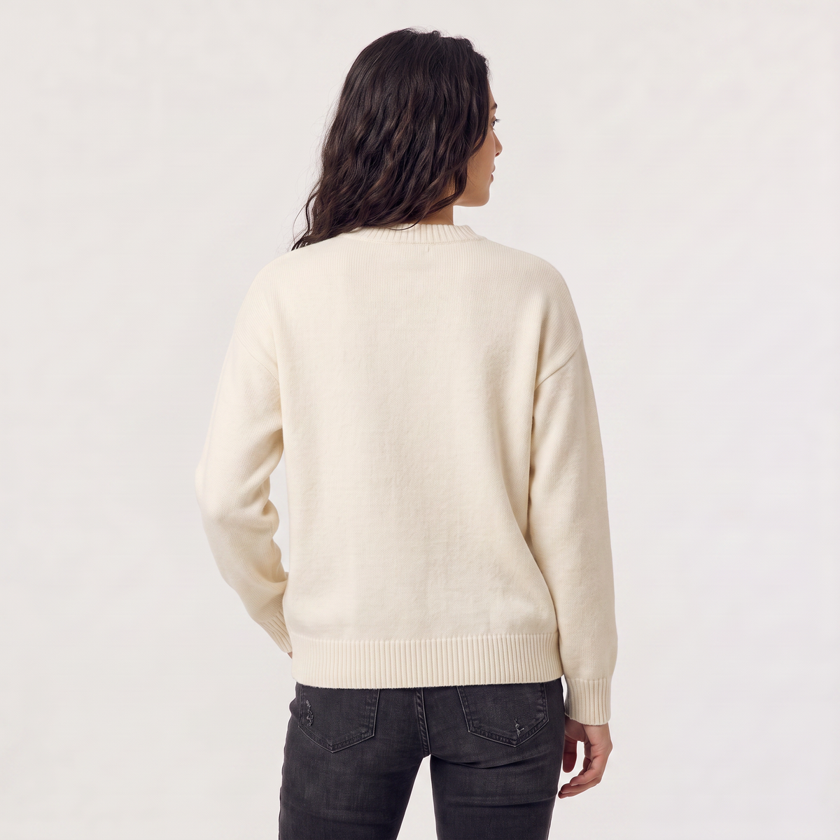 Pull crème à cœurs en relief — Amielle Paris — vue 4