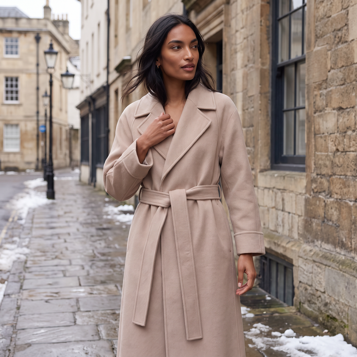 Manteau portefeuille mi-mollet à larges revers — Amielle Paris — vue 2