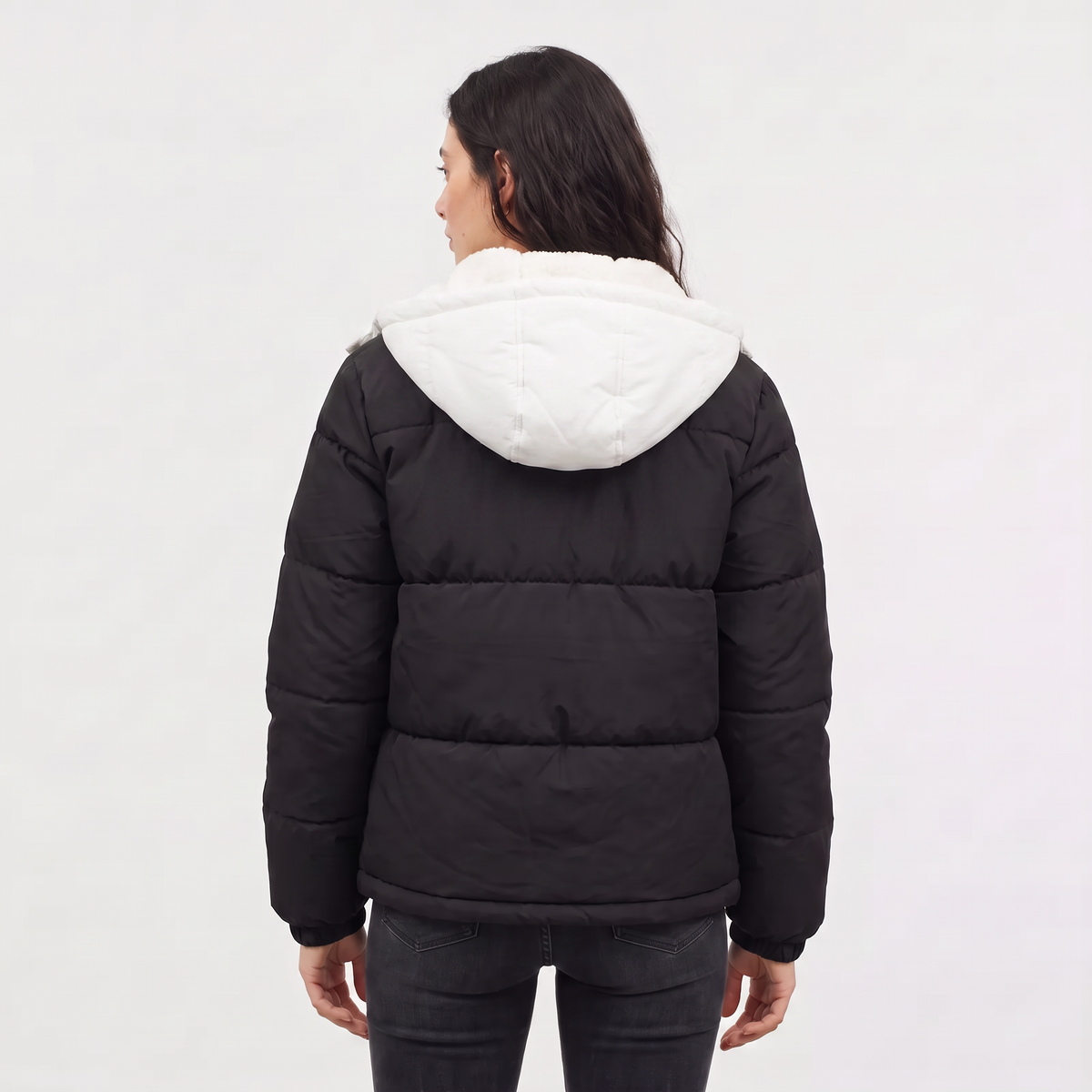 Doudoune à capuche doublée de polaire sherpa — Amielle Paris — vue 3