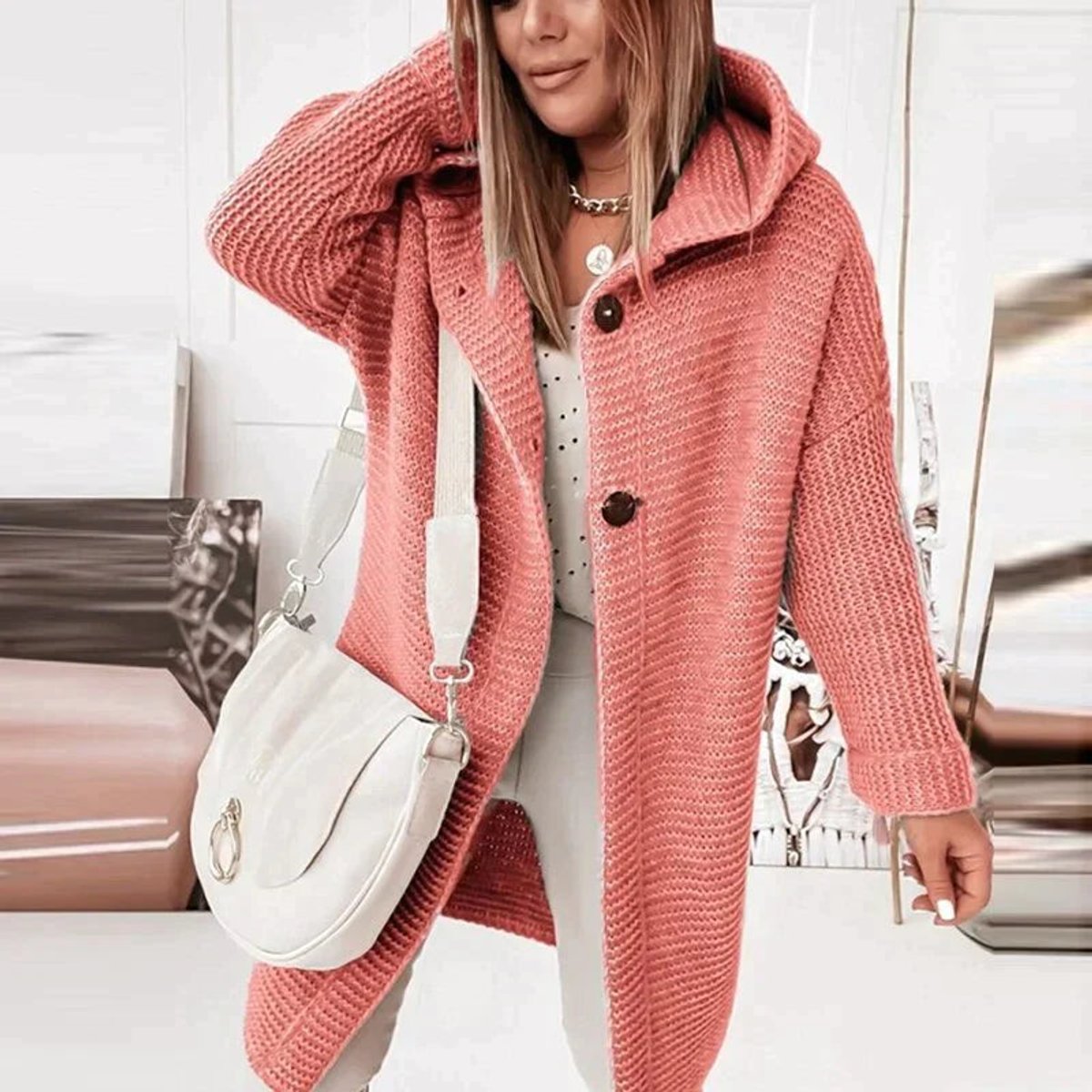 Elara — Cardigan long boutonné à capuche — Amielle Paris