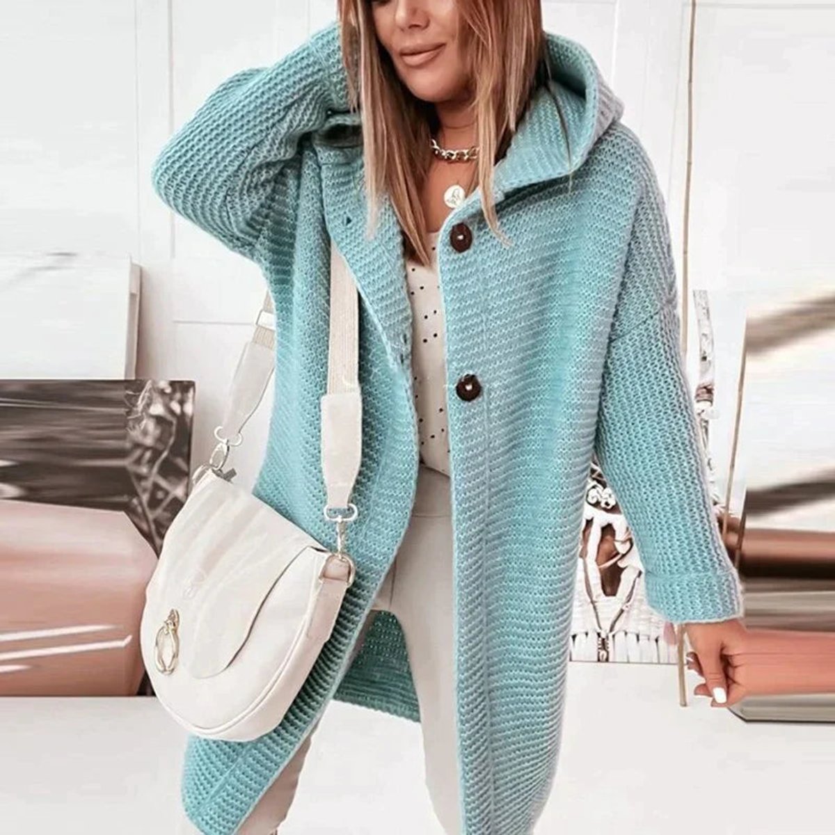 Elara — Cardigan long boutonné à capuche — Amielle Paris