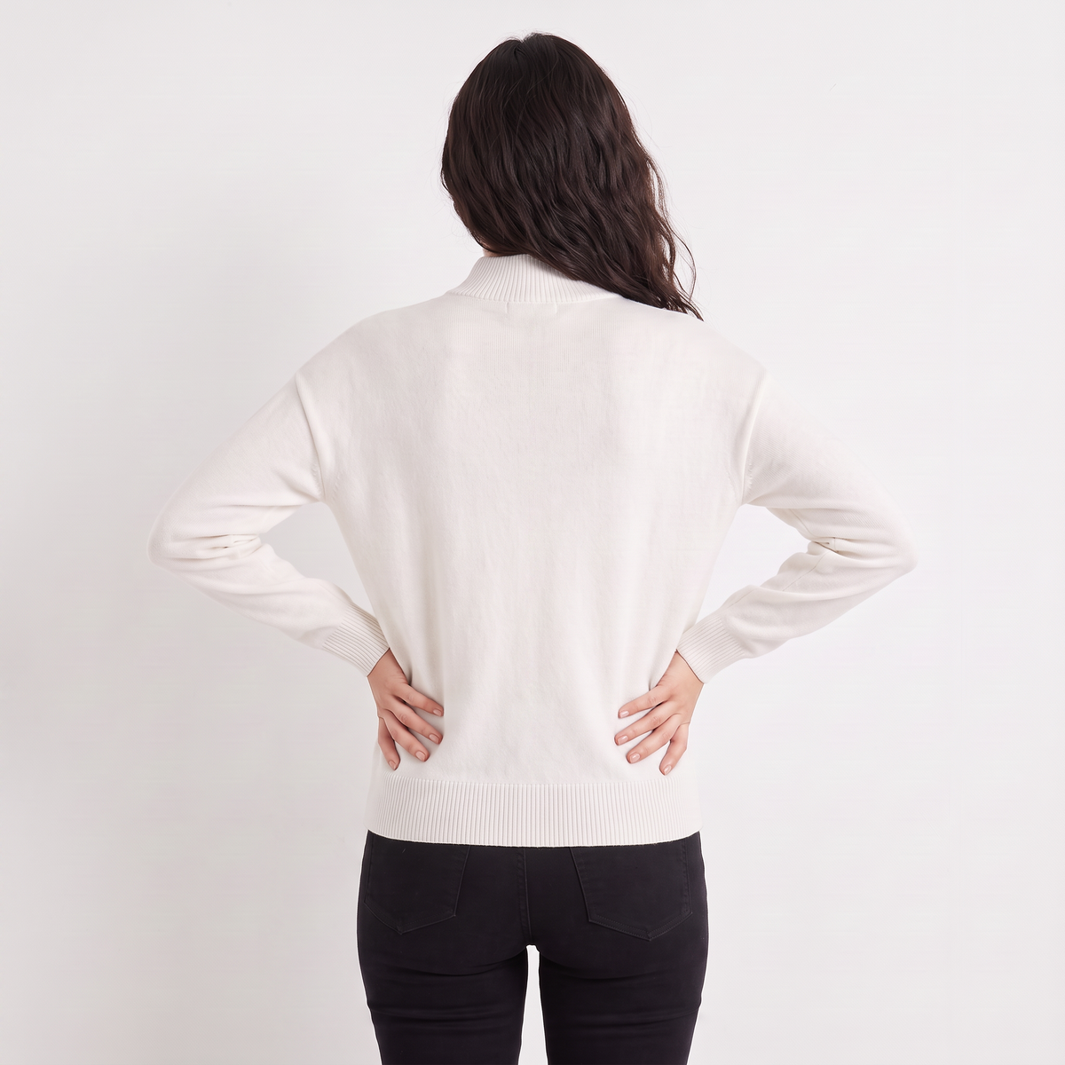 Pull en maille fine à col montant — Amielle Paris — vue 6