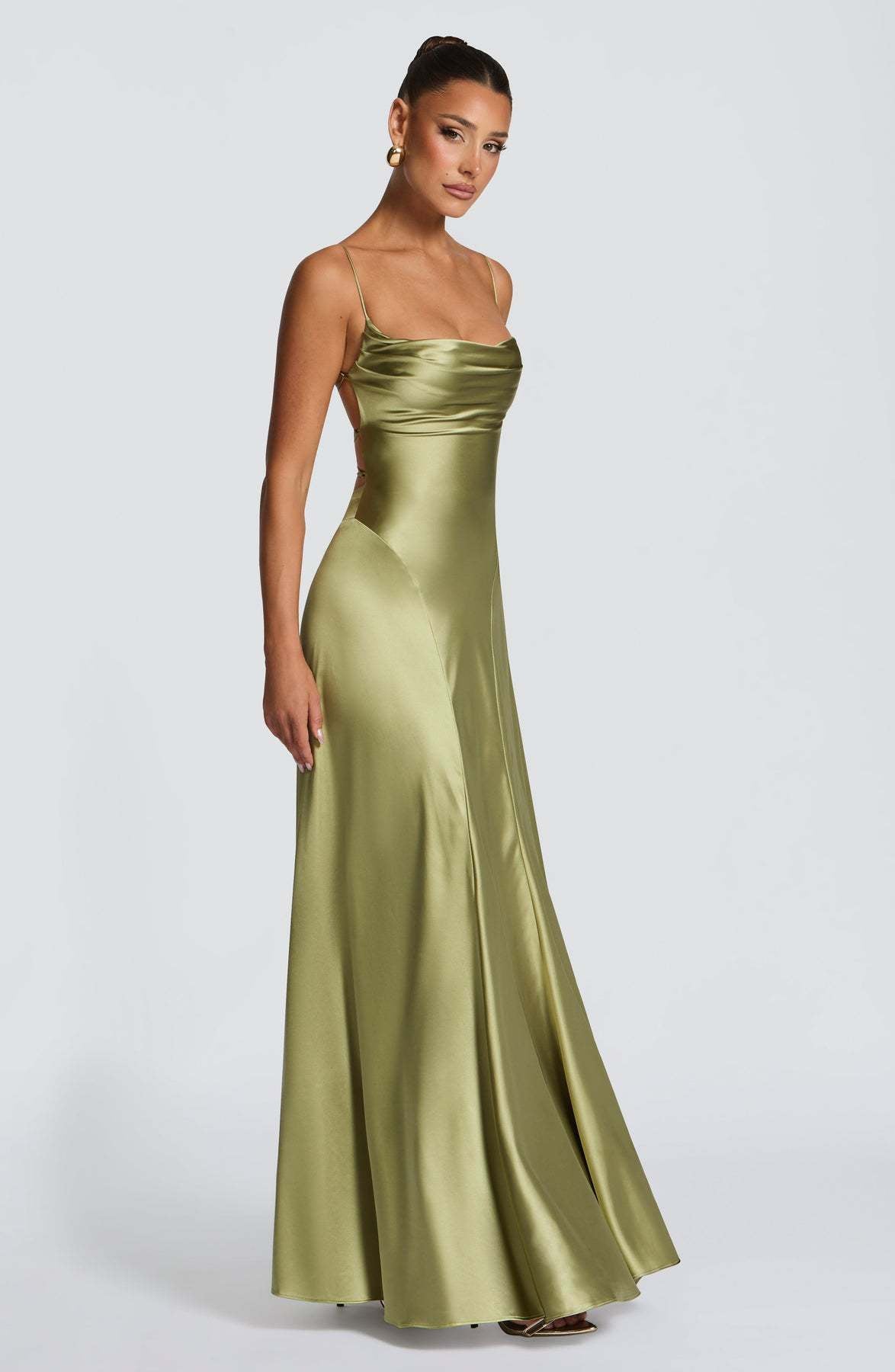 Mireille — Robe longue satinée à col bénitier — Amielle Paris