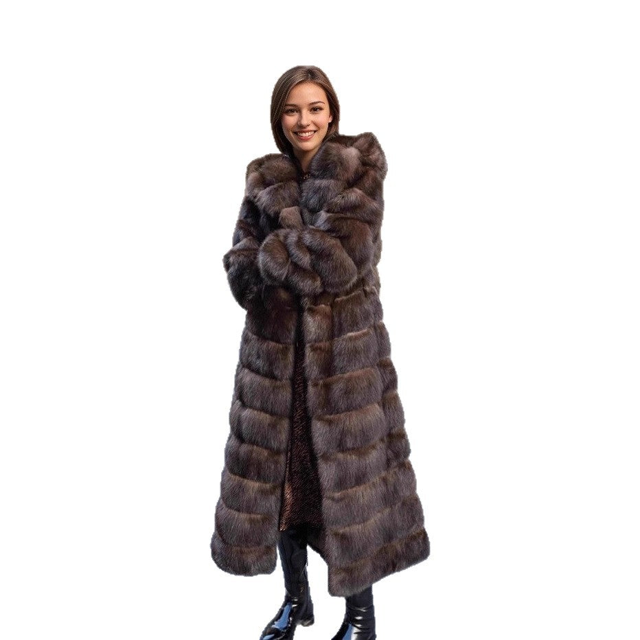 Elara — Manteau long aspect fourrure à capuche — Amielle Paris