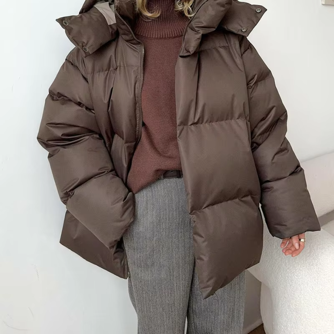 Serena — Doudoune ample à capuche — Amielle Paris