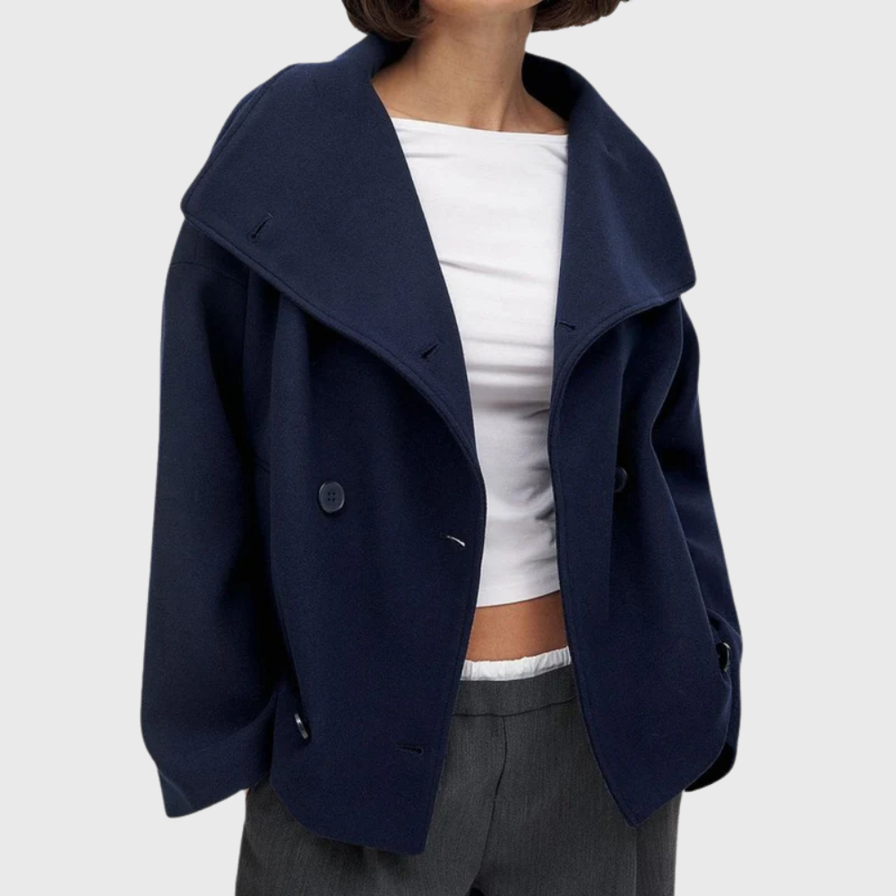 Veste courte croisée à larges revers — Amielle Paris
