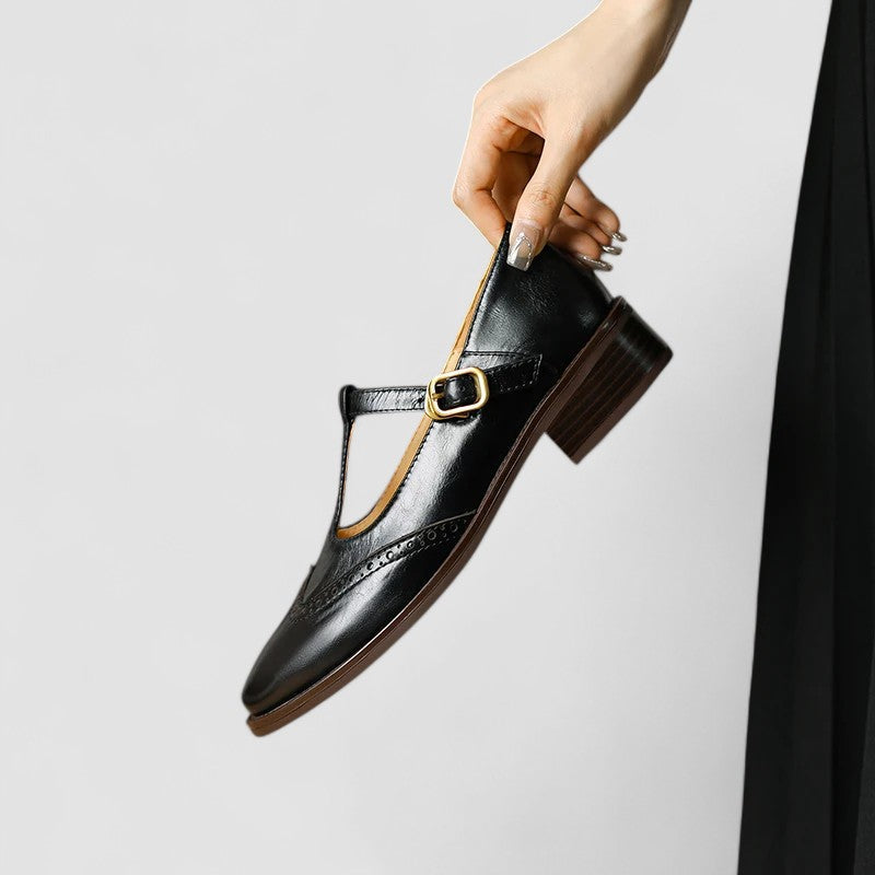 Chaussures Mary Jane plates à bride en T — Amielle Paris