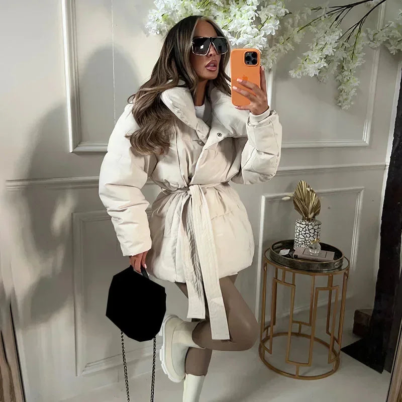 Céline — Veste matelassée ceinturée à grand col — Amielle Paris