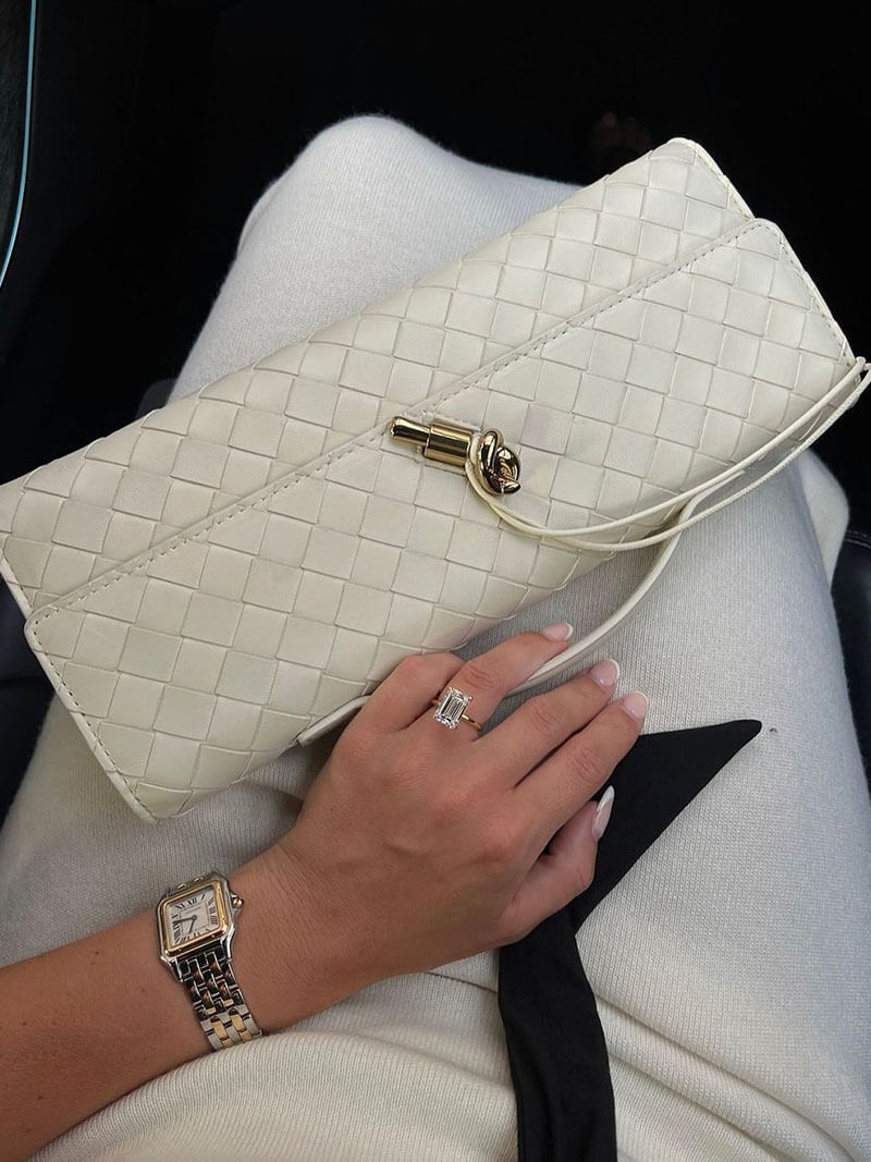 Pochette tressée à fermoir nœud — Olivia — Amielle Paris