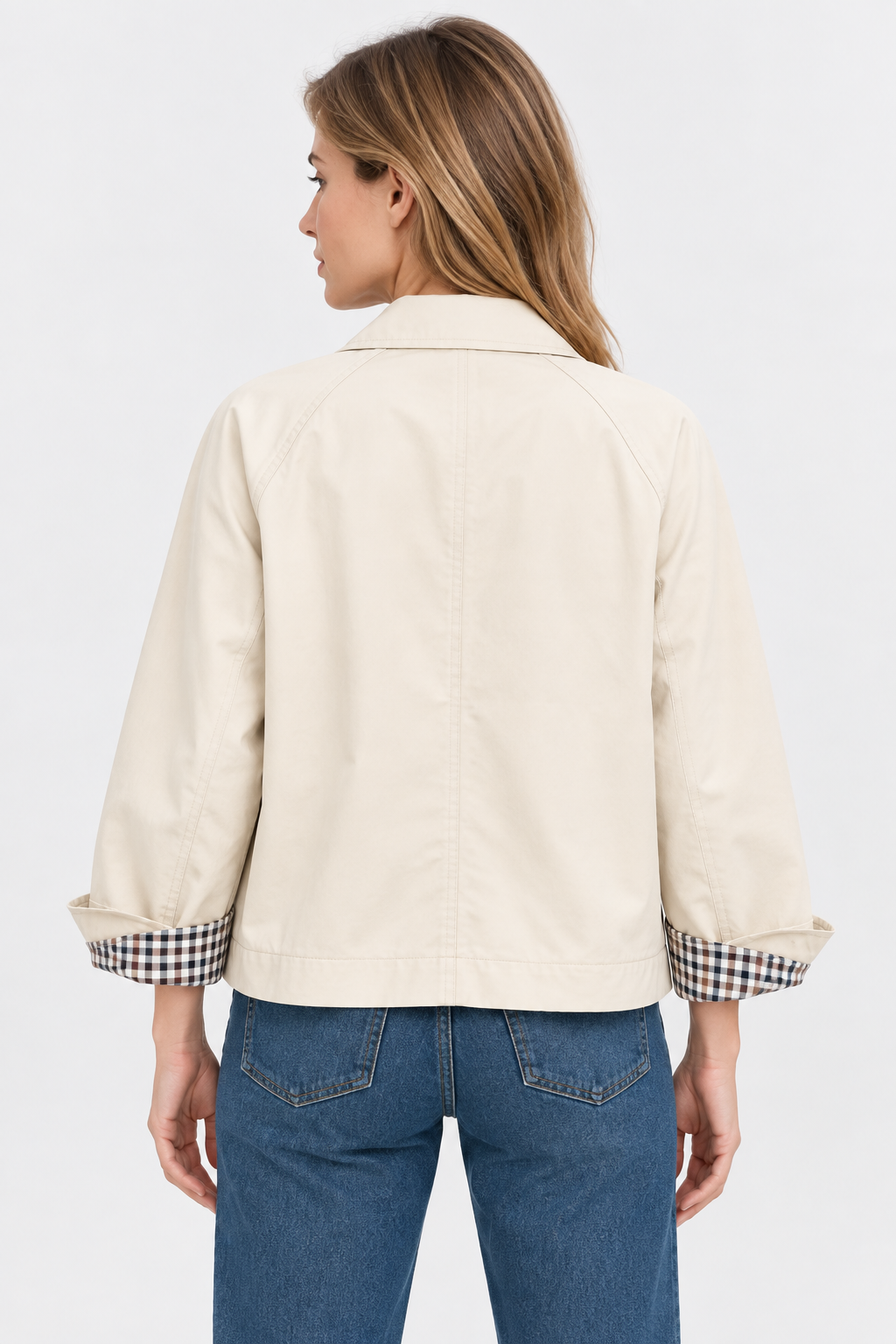 Veste courte en gabardine à poches plaquées — Amielle Paris