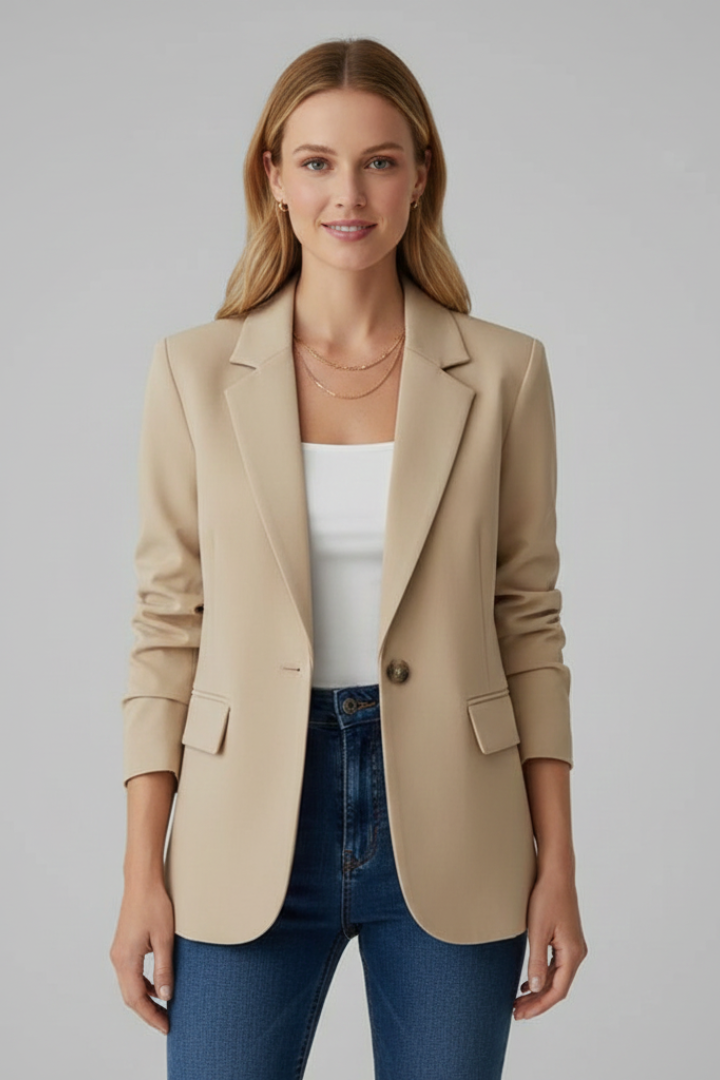 Blazer ajusté à revers crantés et bouton unique — Amielle Paris