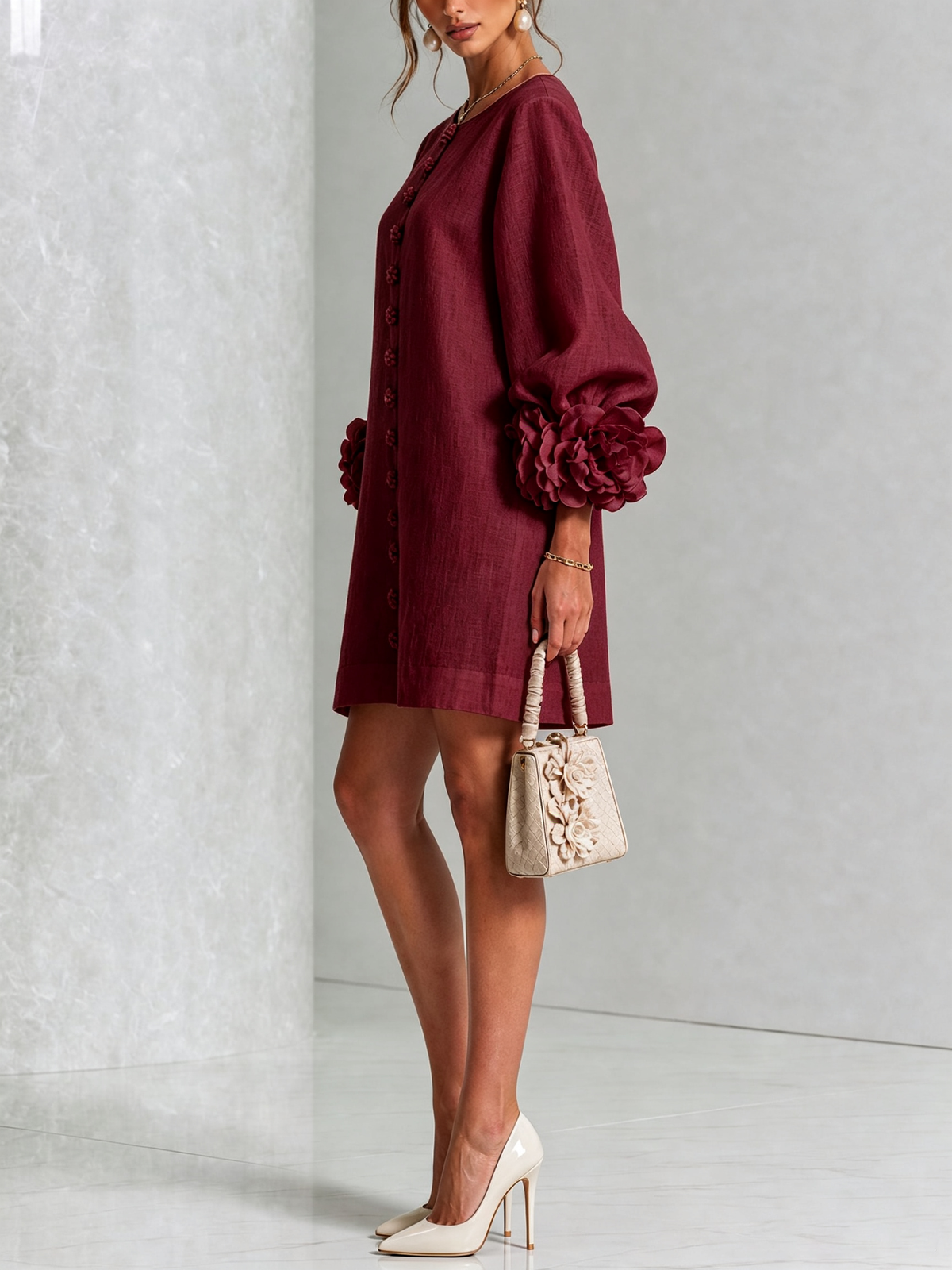 Alaina — Robe bordeaux à poignets fleuris — vue 2